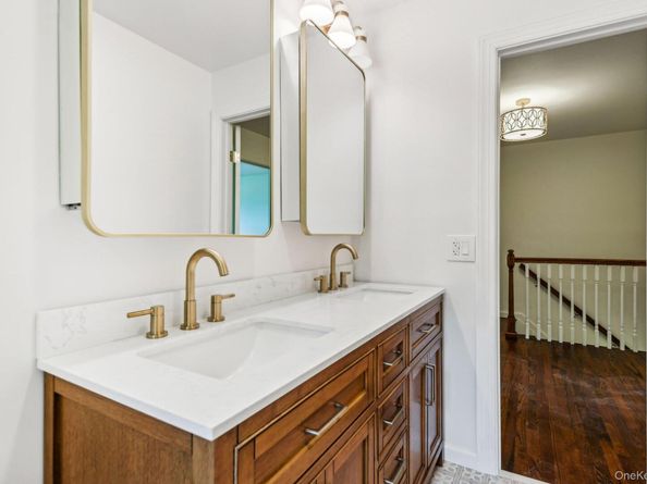 8 Mill Lot Road, Middle Island NY 11953