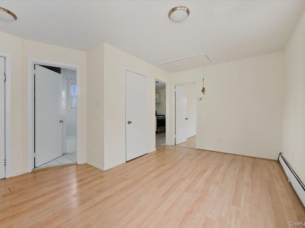 924 Hollywood Avenue, Bronx NY 10465