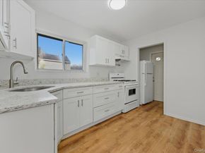 924 Hollywood Avenue, Bronx NY 10465