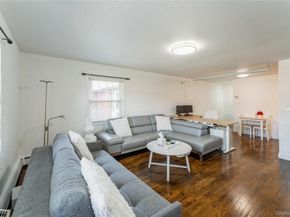 4 Windermere Place 6, Rockville Centre NY 11570