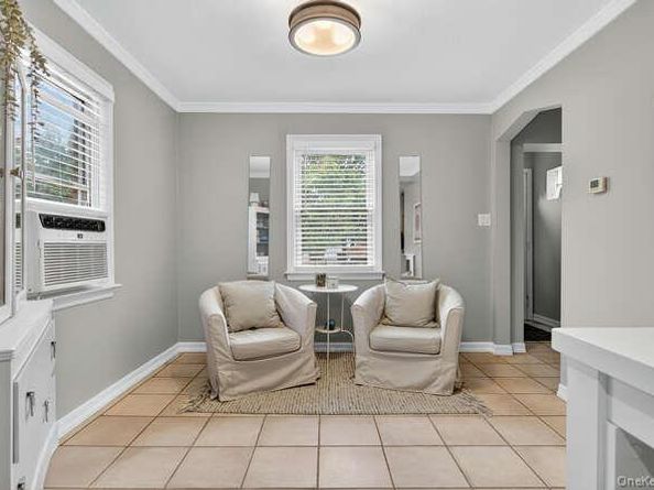 453 Andrews Road, Mineola NY 11501
