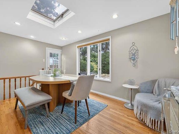 453 Andrews Road, Mineola NY 11501