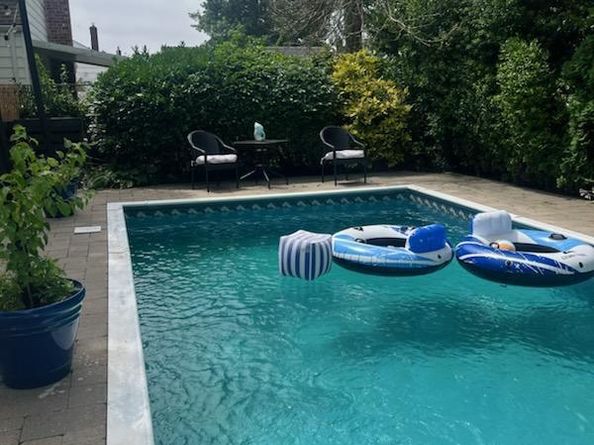 453 Andrews Road, Mineola NY 11501