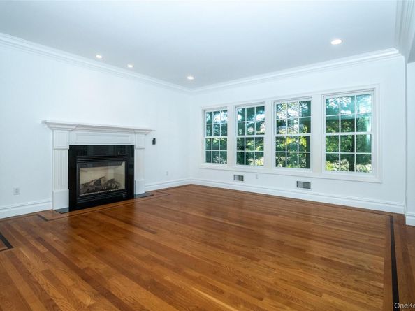 1 Mill Pond Lane, New Rochelle NY 10805