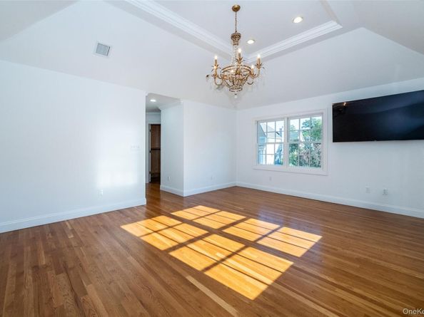 1 Mill Pond Lane, New Rochelle NY 10805