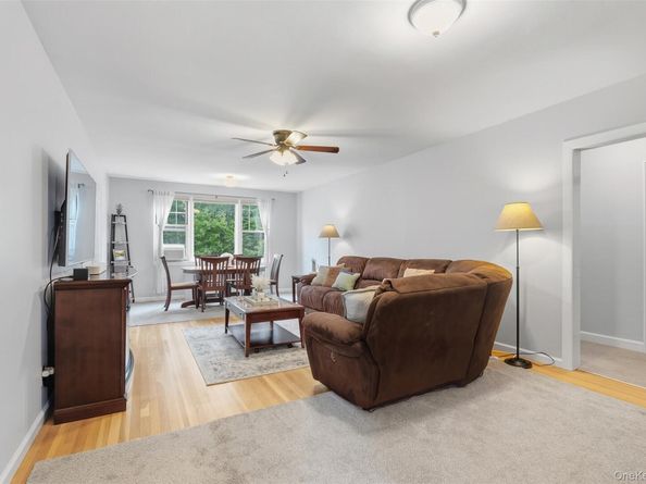 14 Soundview Avenue 12, White Plains NY 10606