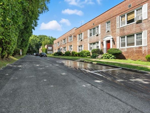 14 Soundview Avenue 12, White Plains NY 10606