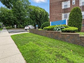 14 Soundview Avenue 12, White Plains NY 10606