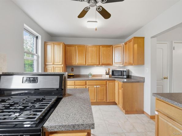 14 Soundview Avenue 12, White Plains NY 10606