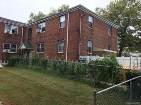 160-06 75th Rd Fesh meadow 3, Fresh Meadows NY 11366