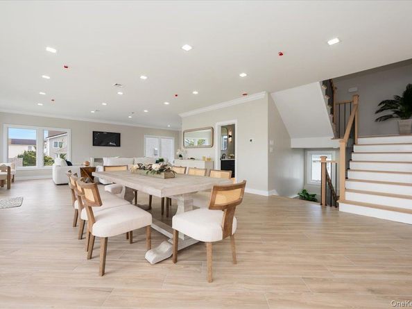 3695 S Somerset Drive, Seaford NY 11783