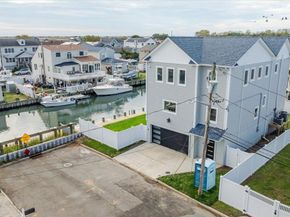 3695 S Somerset Drive, Seaford NY 11783