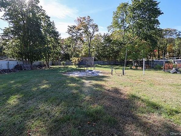 44 Orchard Street, Hauppauge NY 11788