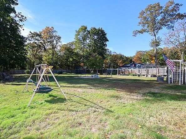 44 Orchard Street, Hauppauge NY 11788