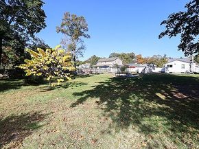 44 Orchard Street, Hauppauge NY 11788