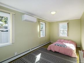 44 Orchard Street, Hauppauge NY 11788