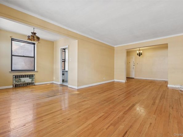 123-35 82nd Road 7G, Kew Gardens NY 11415