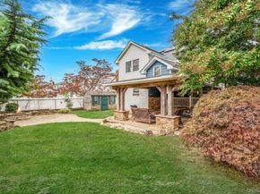 4 Sullivan Avenue, Farmingdale NY 11735