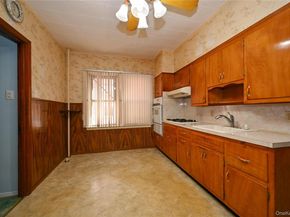 79-23 69 Avenue, Middle Village NY 11379