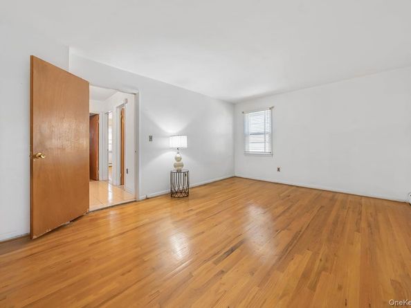 15 Stevens Avenue, Yonkers NY 10704