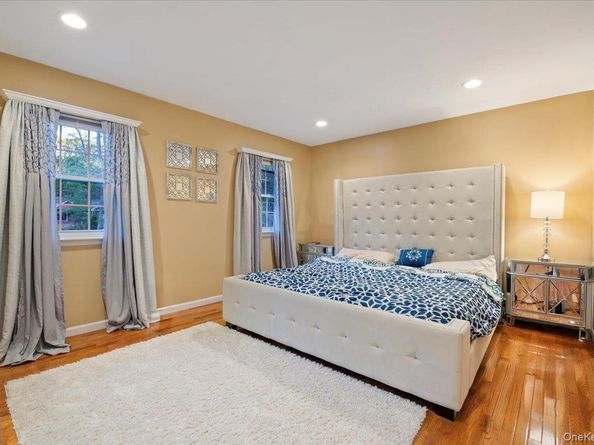 626 Caledonia Road, Dix Hills NY 11746