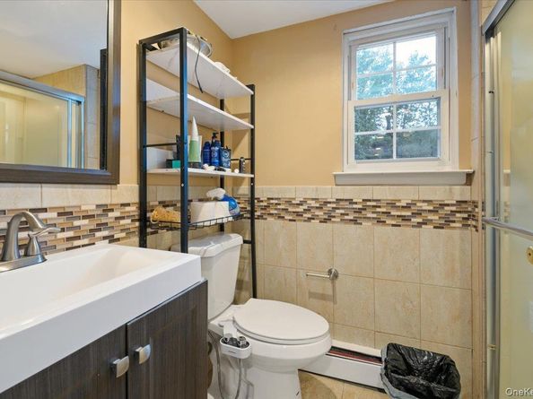 626 Caledonia Road, Dix Hills NY 11746