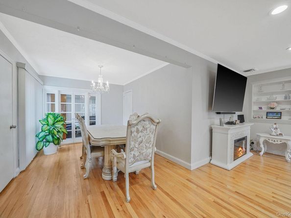 138 Claudy Lane, New Hyde Park NY 11040