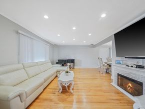 138 Claudy Lane, New Hyde Park NY 11040