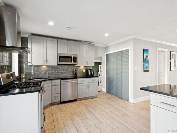 31 Arthur Street, Baldwin NY 11510