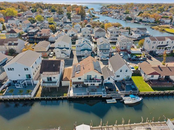 31 Arthur Street, Baldwin NY 11510