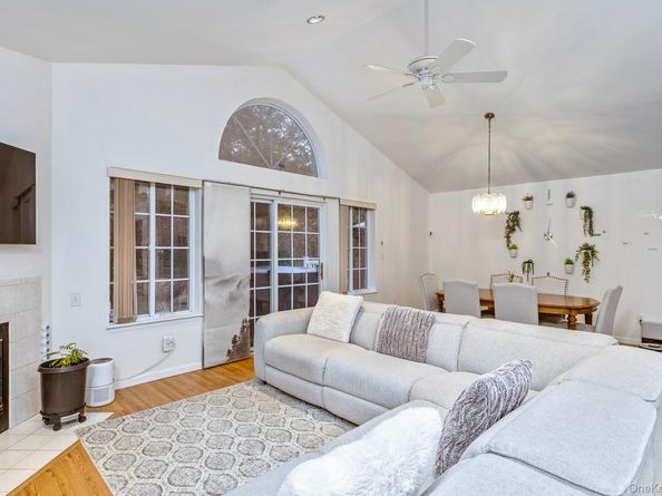 349 Colonial Circle, Manorville NY 11949