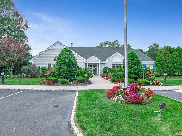 349 Colonial Circle, Manorville NY 11949
