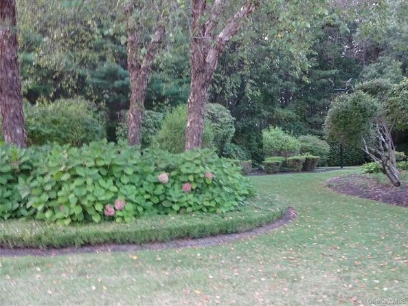 349 Colonial Circle, Manorville NY 11949