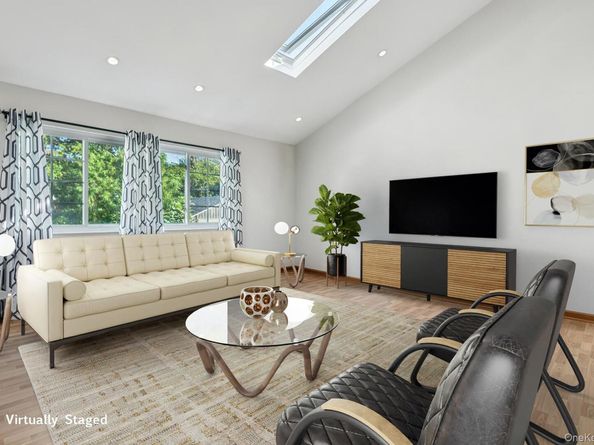 5 Valley Lane W, North Woodmere NY 11581