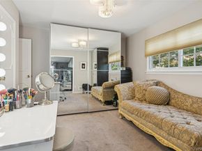 5 Valley Lane W, North Woodmere NY 11581