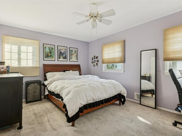 5 Valley Lane W, North Woodmere NY 11581