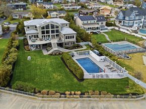 135 Kensington Oval, New Rochelle NY 10805