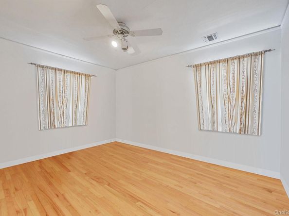 115-82 237th Street, Elmont NY 11003