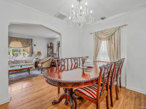 115-82 237th Street, Elmont NY 11003