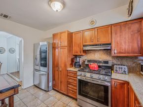 115-82 237th Street, Elmont NY 11003