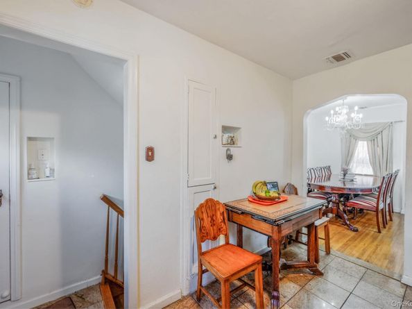 115-82 237th Street, Elmont NY 11003