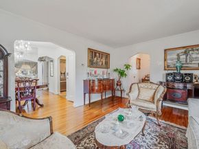 115-82 237th Street, Elmont NY 11003