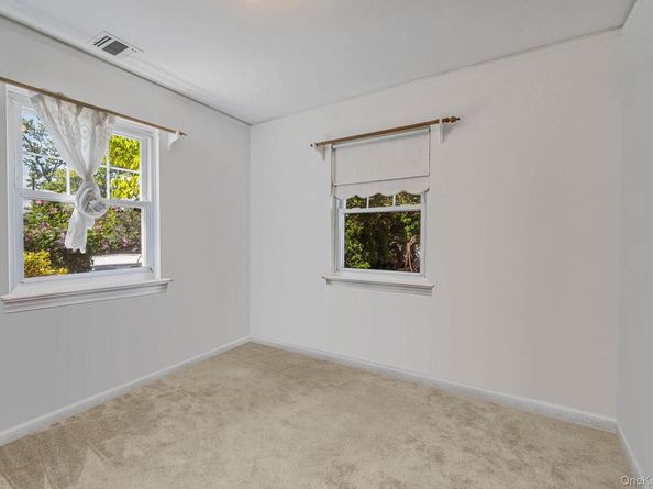 115-82 237th Street, Elmont NY 11003