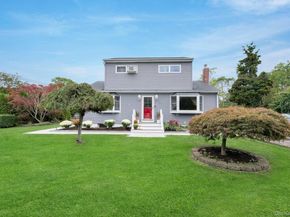 70 Fanning Avenue, Hampton Bays NY 11946