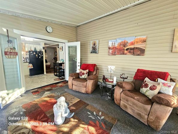 45 Dogwood Lane, Manorville NY 11949