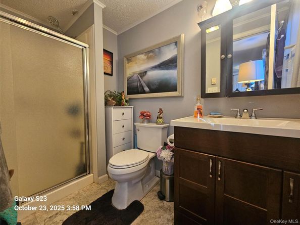 45 Dogwood Lane, Manorville NY 11949