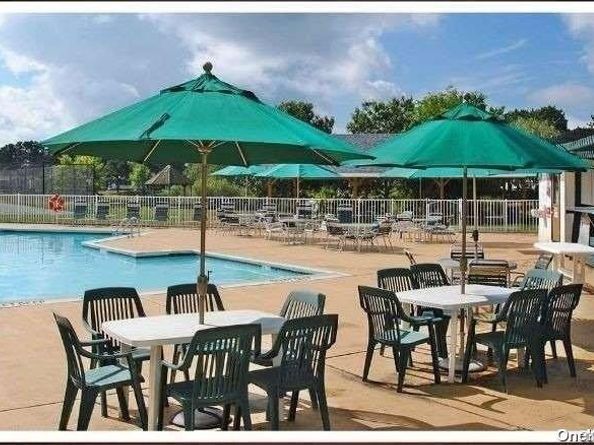 45 Dogwood Lane, Manorville NY 11949