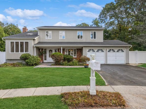 6 Selma Court, East Northport NY 11731