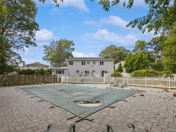 6 Selma Court, East Northport NY 11731