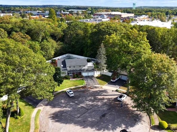 6 Selma Court, East Northport NY 11731